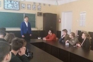 Нововолинським школярам показали життя неповнолітніх у колоніях