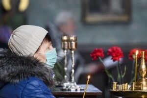 На Рівненщині пенсіонерка пішла святити паски й зникла: її шукають третю добу (Відео)