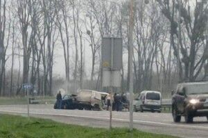 Мешканець Рівного та двоє жителів Київщини загинули у важкій аварії на трасі Київ-Чоп
