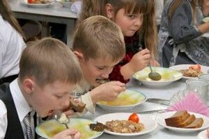 25% шкільних меню в Україні не відповідають нормам