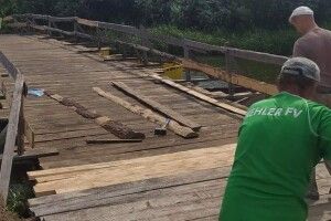 На Маневиччині селяни відбудували поромні переправи через річку Стир
