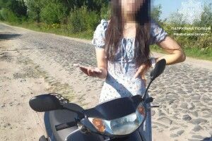 Чому на Рівненщині затримали 18-річну скутеристку
