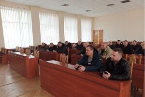 На Маневиччині хочуть перевірити чи прозорі аукціони з продажу ділової деревини