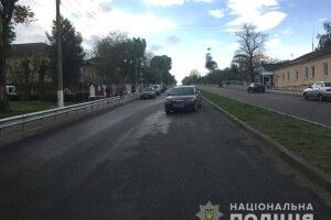 На Рівненщині автівка збила маленьку дівчинку