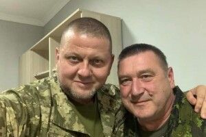 «Не американські джавеліни, не англійські енлави, а лише українці здатні перемогти імперію зла»