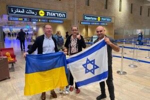 З Ізраїлю вилетів другий евакуаційний літак з 155 українцями