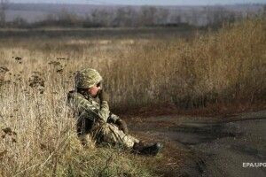 В ООС вісім обстрілів, є загиблий і поранений
