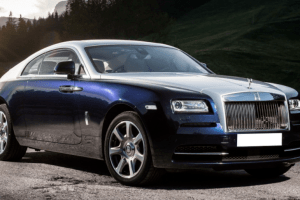 За Роллс-Ройс на 74-річній бабусі начальниця митниці отримала ще одну кримінальну справу