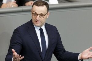 Коронавірус атакував міністра охорони здоров'я Німеччини