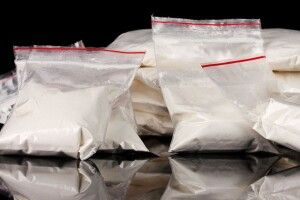 У Луцьку затримали чоловіка з пакетами наркотиків