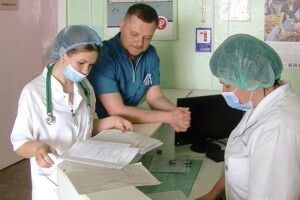 Подружжя лікарів з Маріуполя переїхало на Волинь і готове свідчити в суді