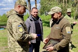 На Волині вчителя «Захисту України» нагородили відзнакою Командувача Оперативного командування «Захід»