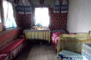 На Рівненщині поліцейські затримали чоловіка за розбійний напад