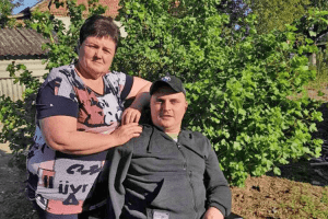 Воїн-волинянин: «Мама знає: тільки встану  з візка і отримаю протез на руку, знову допомагатиму бити ворога!»