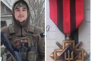 Захиснику з Волині вручили «Золотий хрест» від Залужного