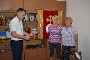 В Іваничах ініціативні ОСББ отримали сертифікати на кругленьку суму