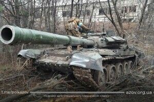 Білоруських солдатів змушують чистити російську техніку від людських рештків