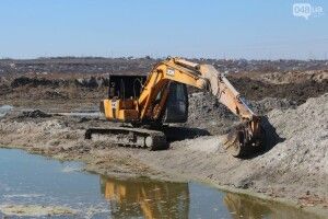 У Луцьку почали засипати мулові карти на полях фільтрації