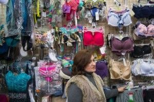 Тернопільський депутат хоче заборонити продавати спідню білизну на релігійні свята