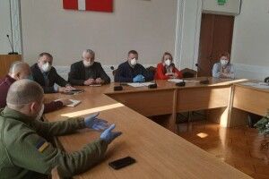Експрес-тести на коронавірус з 16 квітня робитимуть усім, хто перетинає кордон України через ПП «Ягодин»