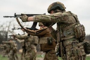 Твій свідомий вибір у війську: чому професійні вакансії в «Азові» змінюють уявлення про службу
