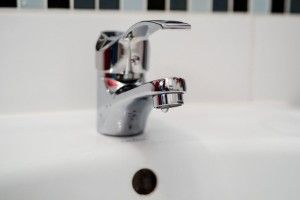 Завтра мешканці 20 житлових будинків Рівного залишаться без водопостачання