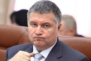 Аваков закликав вигнати назад на пенсію «старого махрового ідіота» Фокіна