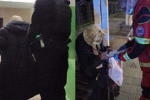 У Луцьку допомогли бабусі, яка заблукала 