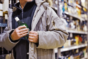 На Волині чоловік 8 разів обкрадав один магазин