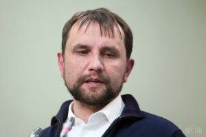 Володимир В'ятрович прокоментував повалення активістами пам'ятника маршала Жукова у Харкові