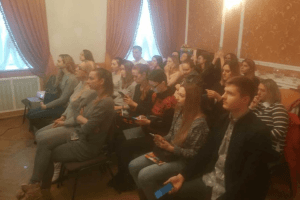 Так вчать плавати і у Франції
