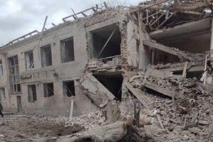 На Луганщині можливе оточення українських військ – Арестович