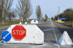 У Луцькій громаді демонтують незаконні обмежувачі руху та недіючі блокпости