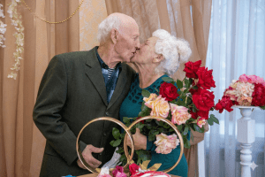 Весілля у 83 роки: «Я не хотіла заміж, але він сказав: ти – моя остання любов» 