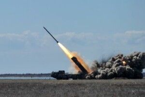 Українці атакували десантний корабель ворога під Одесою