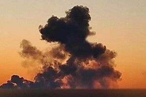 У Мелітополі «гаряча» ніч: над аеродромом здіймався дим