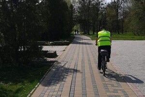 Муніципали осідлали двоколісники