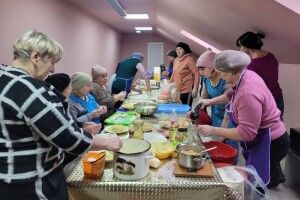 У громаді на Волині наліпили вареників на передову