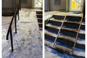У Луцьку скаржаться на слизькі сходи 