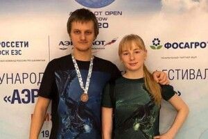 Двох українських шахістів знайшли мертвими у московській квартирі