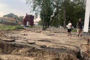 У громаді на Рівненщині розкопують Меморіал слави для перепоховання жертв війни
