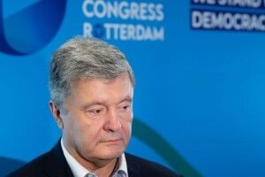 Порошенко: «корисні ідіоти», які паскудять Україну перед світом, будуть за це відповідати