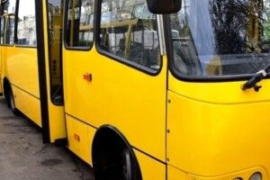 Щосуботи з Нововолинська курсуватиме автобус до кладовища 