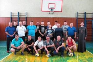 Пульмо чи полісмени: хто кого «побив» у волейболі?