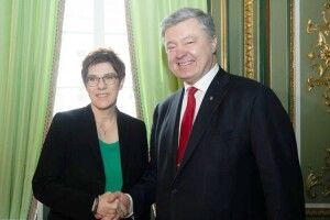 Порошенко у Мюнхені: «Україна якомога швидше має стати членом НАТО»
