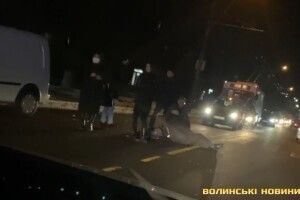 У Луцьку водій Fiat збив чоловіка поза переходом: керманича судили