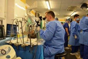 Волинянин підвищував знання на міжнародних курсах з дитячої нейрохірургії