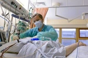 У Польщі відкрили доступ для міграції медиків з України