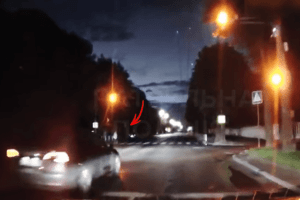 У Луцьку оштрафували водія, який не зупинився на пішохідному переході (Відео)