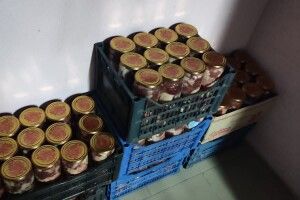 Заготували більше півтисячі енерджайзерів: як волинські митники допомагають армії